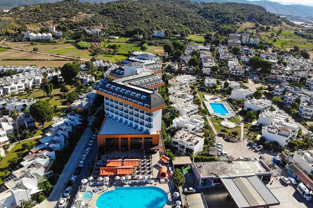 Throne & Manavgat